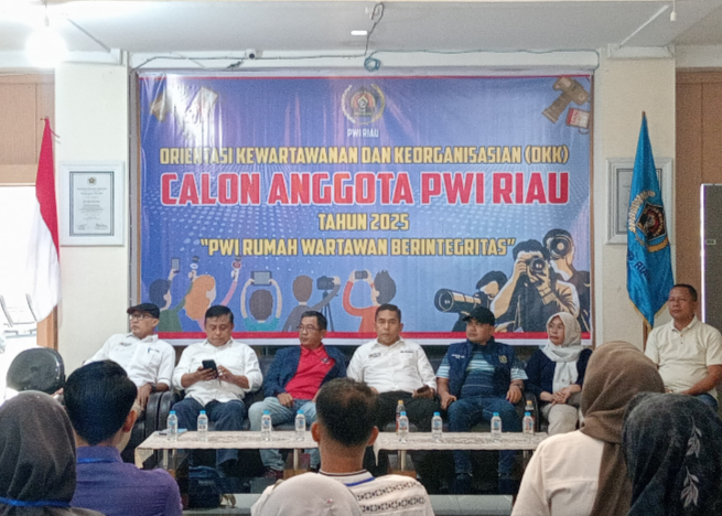 100 Calon Anggota PWI Riau Ikuti OKK. Raja Isyam Buka OKK