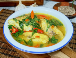 Alasan Ikan Kuah Cocok untuk Semua Usia: Hidangan Universal Penuh Kebaikan