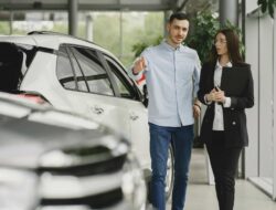 Cara Menghindari Masalah pada Mobil Bekas: Panduan Komprehensif untuk Pembeli Cerdas