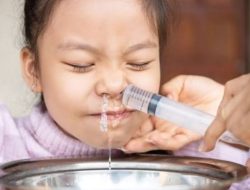 Panduan Lengkap Irigasi Nasal: Manfaat, Prosedur, dan Cara Memilih Tempat Cuci Hidung di Klinik THT